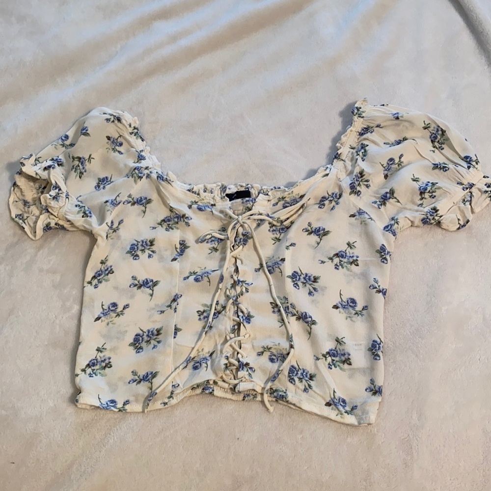 American Eagle Lace-up Crop Top